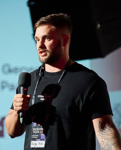 cypherweb31's tweet image. Konstantin galish a known crypto investor and influencer.

was found dead in his Lamborghini amid one of the biggest market crashes in recent history.

the timing feels surreal markets collapsing and now this.