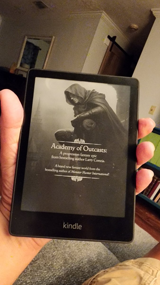 ItsRobbAllen's tweet image. I like how my Kindle is advertising the book I am currently reading. 

I now get the joke behind &quot;Am I the cute one? &quot; @monsterhunter45