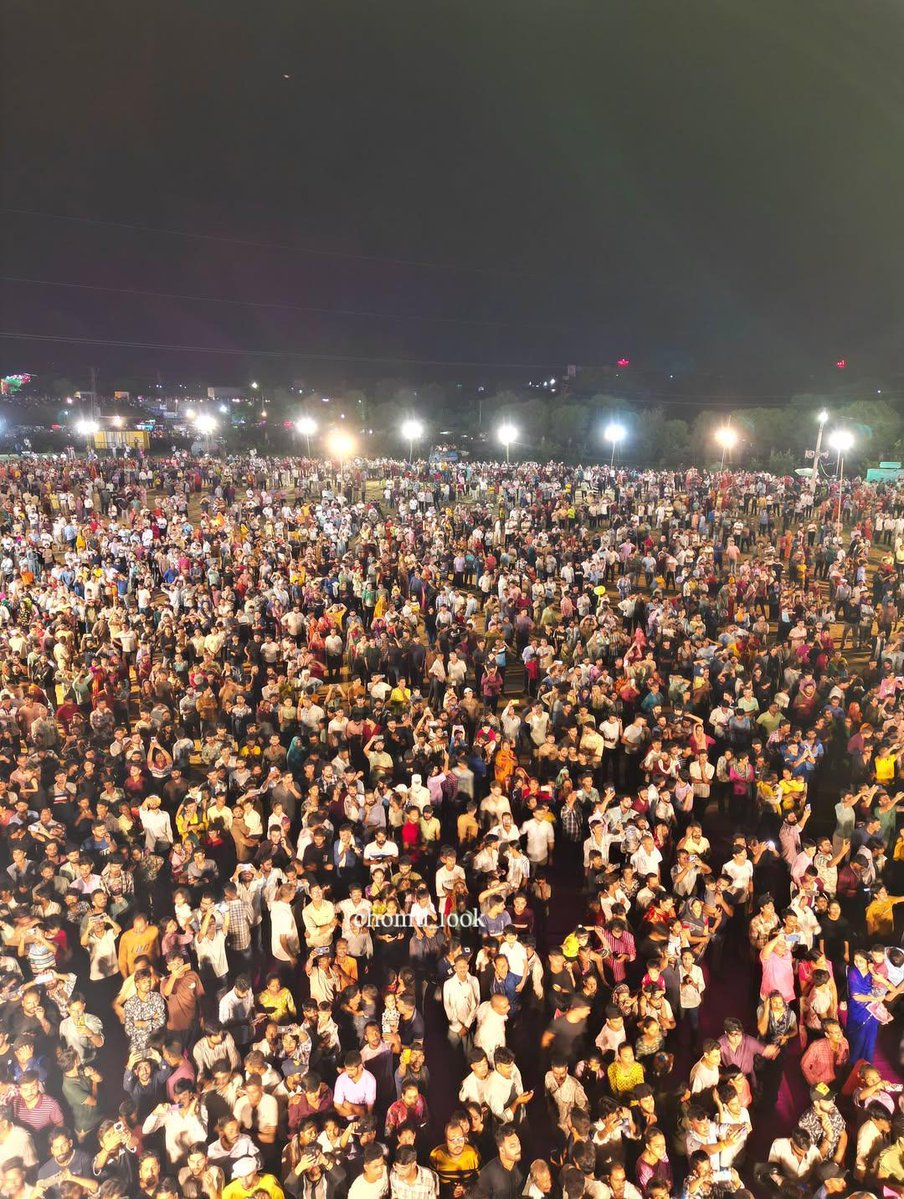 Yashnegisystum's tweet image. Huge Crowd In Chomu,Jaipur♥️🔥

#ElvishYadav #ElvishArmy