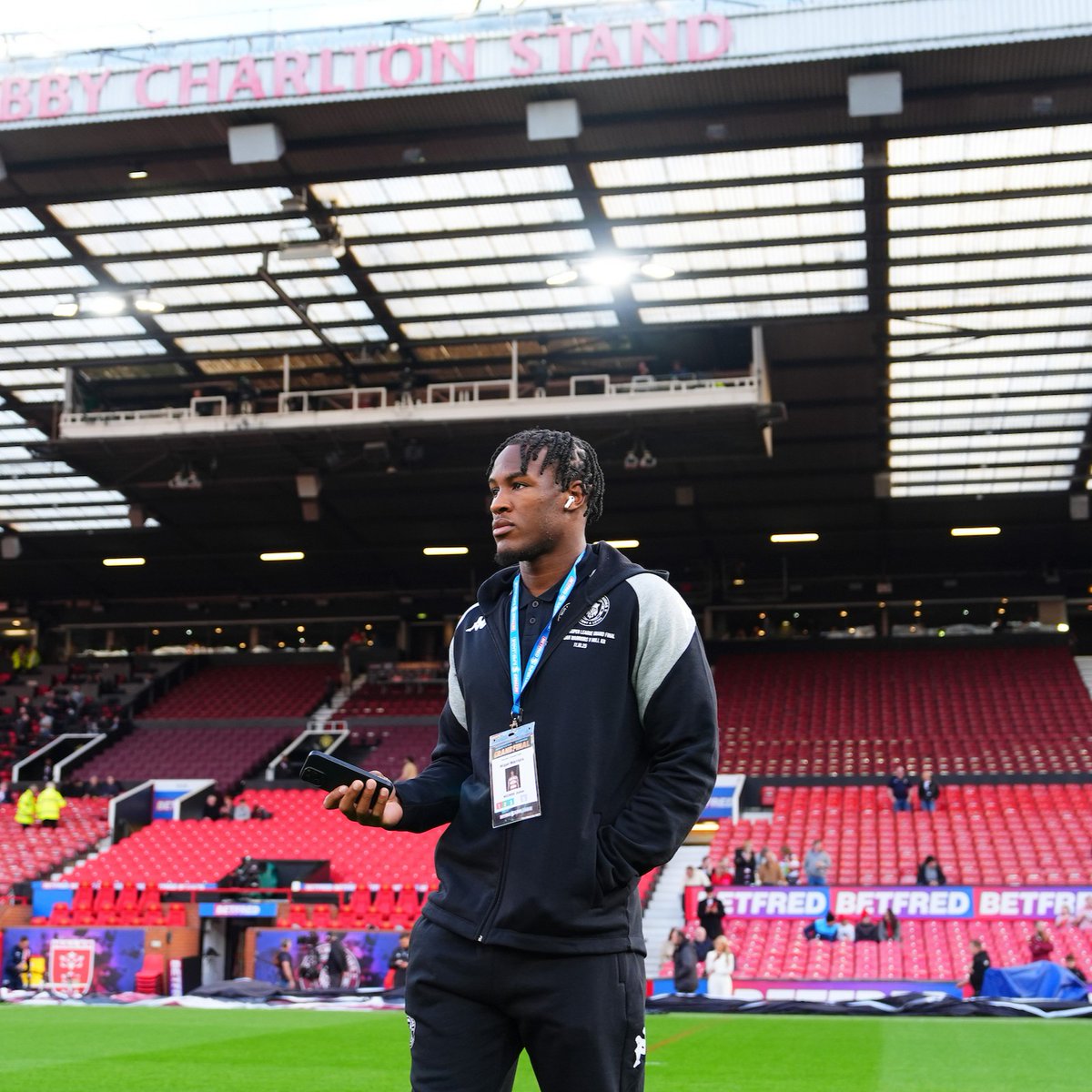 WiganWarriorsRL's tweet image. 📍 Old Trafford, the boys are here!

🤝 @Davanti_Tyres 

#WWRL #GrandFinal