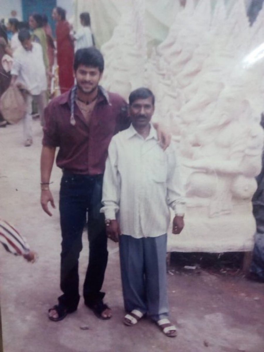 MeetPrabhas_'s tweet image. Picture from debut movie 🔥
#Eeswar #Prabhas