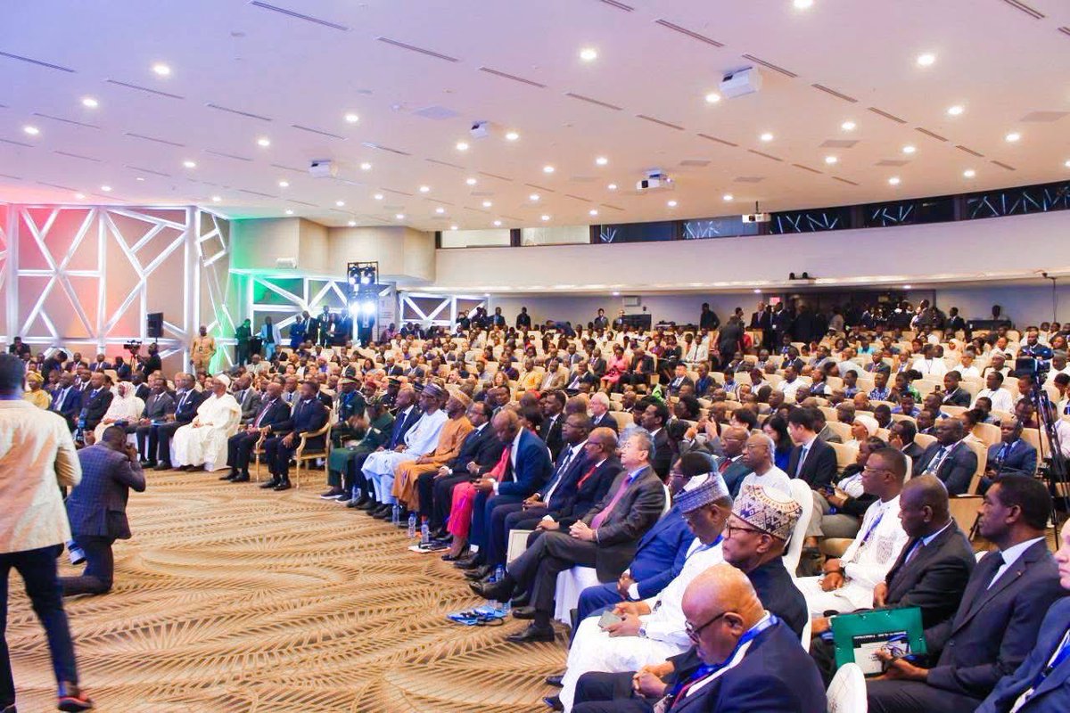 J’ai pris part, ce samedi 11 octobre 2025, à la cérémonie d’ouverture de la deuxième édition du « Lomé Peace and Security Forum », placée sous la haute présidence de Son Excellence Monsieur <a href="/FEGnassingbe/">Faure Essozimna GNASSINGBÉ</a>, Président du Conseil du Togo, en présence de Leurs Excellences Joseph