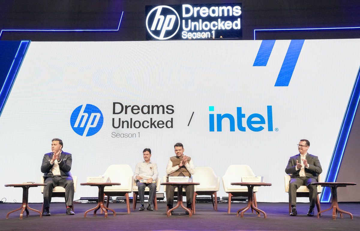 Dev_Fadnavis's tweet image. Dreams Unlocked – Where Imagination Meets Innovation!

Inaugurated ‘HP Dreams Unlocked Season 1’ today in Mumbai. A celebration of creativity, innovation and the limitless potential of young minds.

Technology today allows imagination to take flight, transforming ideas into…
