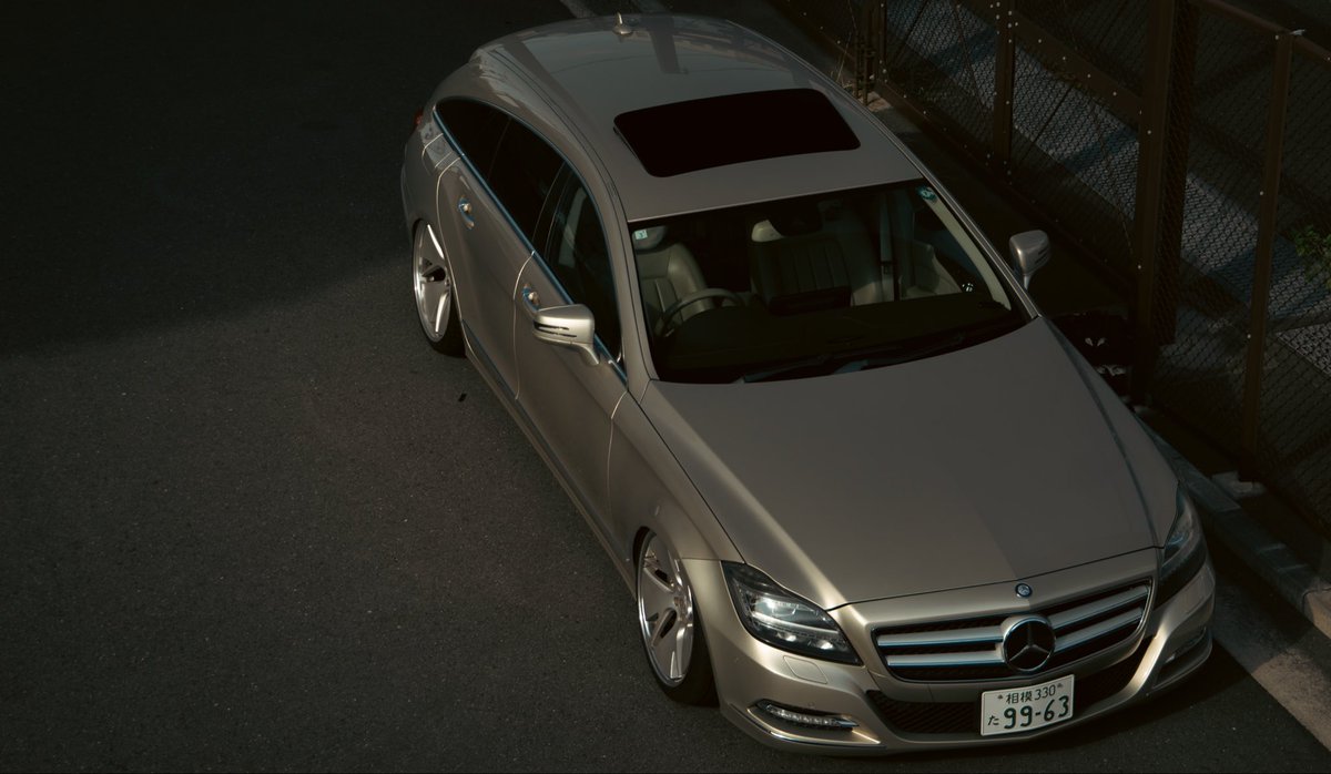 midri9963's tweet photo. #買い逃さず買った車シリーズ
ぼく「このパールベージュって色でベージュ内装でウッドフロア付きとかあったら最高です」
車屋さん「いや出てこないよww」
ぼく「ですよねwwwとりあえず床マストで！」
車屋さん「出てk」
ぼく「買うます！！！」 https://t.co/jtzWyfowJS