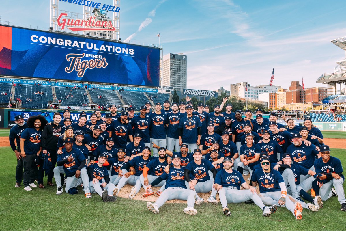 tonydombrowski's tweet image. What a roller coaster of a year. They drove us all crazy and frustrated the hell out of us at times, but despite that, I wouldn’t want to be a fan of any other team than this one. Love you, Detroit Tigers. See you soon. Here’s to 2026. 💙🧡
#RepDetroit
📸: @tigers