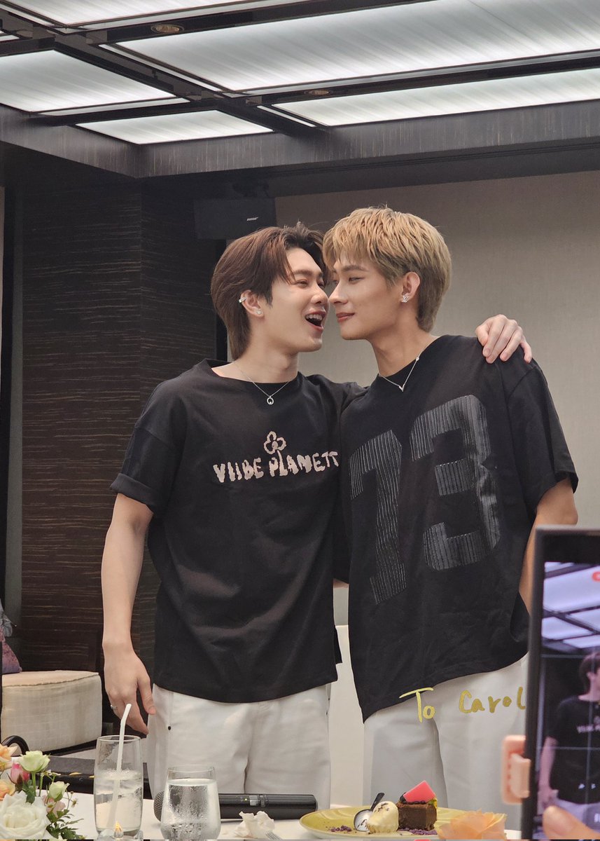 Aly_Idjs's tweet image. ✧.* Yim Viibe Planett 🤝🏻 Tutor MyAlienz ✧.*
#MaisonMylenexTuTorYim #TutorYim