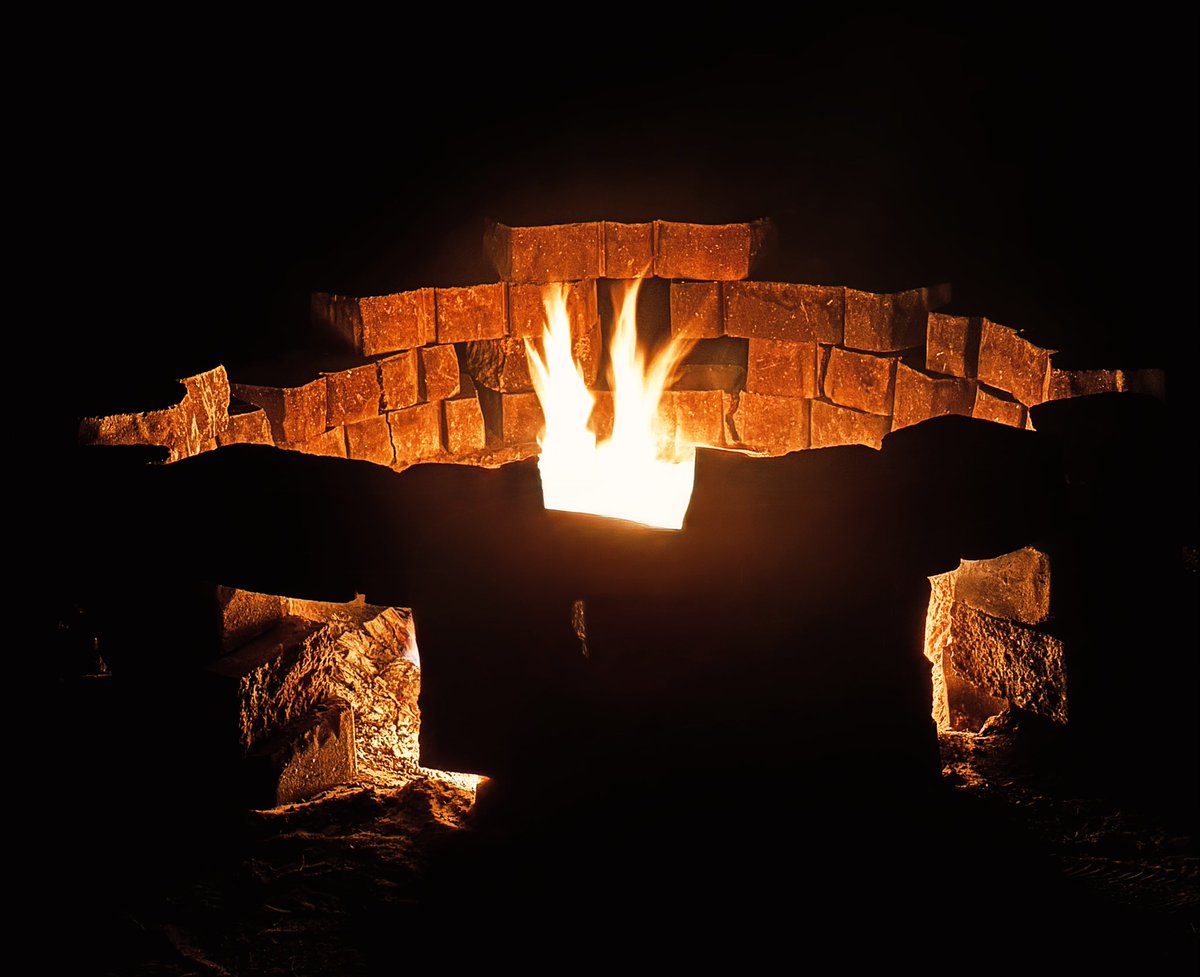 Becker Vineyards <a href="/BeckerVineyards/">Becker Vineyards</a> 2021 Tempranillo 🍇 great label &amp; local Texas wine🍷not your cookie cutter Tempranillo / rather floral &amp; fruity &amp; on the sweeter side with a tarragon finish - complemented well our crab &amp; shrimp stuffed smoked salmon #delicious 😋 🔥