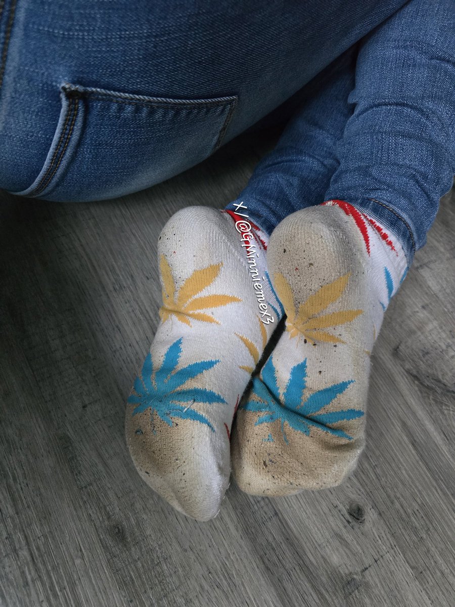 GMinniemex3's tweet image. 🧦Tag 44 / Nylons Tag 2 (noch frei)
Ich habe Lust auf noch ein rtgame heute! Wer traut sich?
