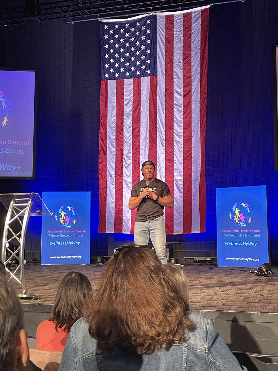 genxmex's tweet photo. Great to see JP Sears speaking again this year! #wellnessmyway #globalhealthfreedomsummit https://t.co/qSmgTwFDe1
