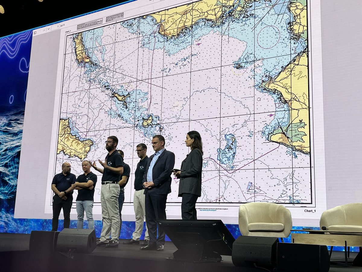 EsriFederalGovt's tweet image. Congratulations to SHOM for winning Esri's Special Achievement in GIS (SAG) Award! 🏆  
Their use of #CCB to cut chart production from 20 days to 1.5 minutes, while staying #IHO S-4 compliant, is a breakthrough in #Hydrospatial innovation. SHOM team is leading the way! 🎉