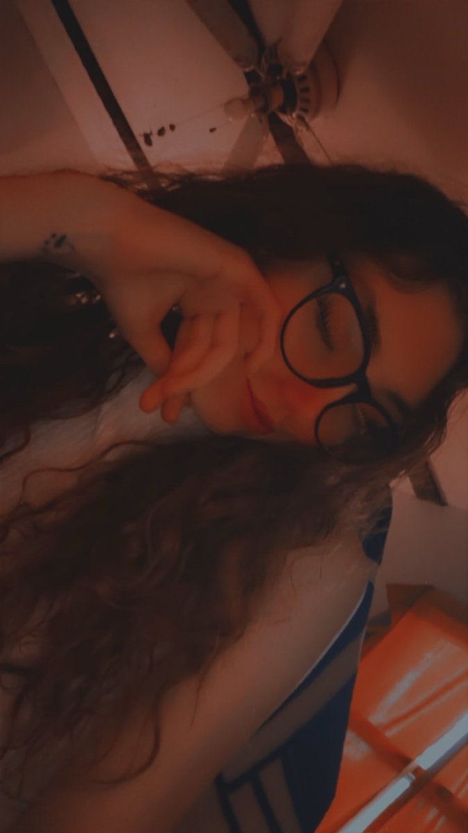 ash_bug16's tweet image. 🙈🤍