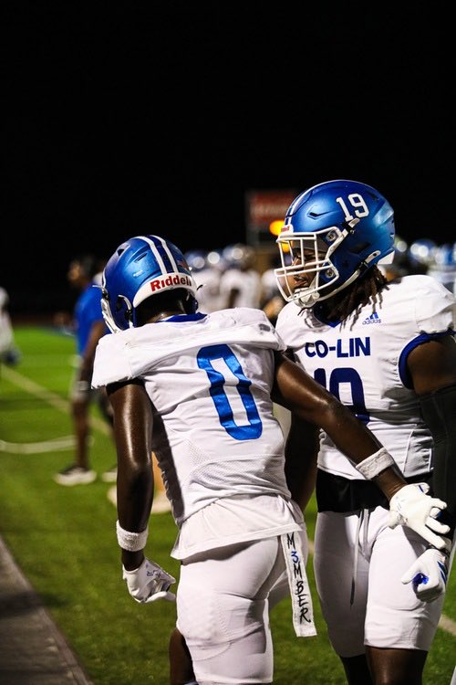 Jabraxton “Big Play” Boone (@jabraxtonb0) on Twitter photo hudl.com/v/2Sq5rh
- vs. Southwest🐻 hudl.com/v/2Sq5rh
- vs. Southwest🐻