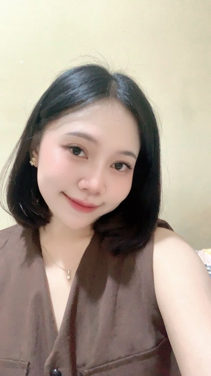 luvleyla_'s tweet photo. coba post foto sesekali https://t.co/EbxwRi8NdR