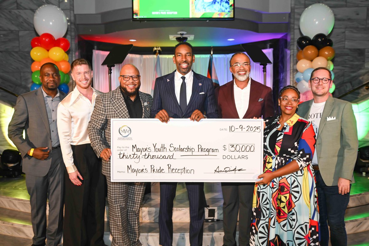 CityofAtlanta's tweet photo. Atlanta, what a night! 🌈 The 7th Annual Mayor’s PRIDE Reception celebrated love, unity & belonging. Mayor Dickens reaffirmed the city’s support for our LGBTQ+ community—diversity is in our DNA. Read more: https://t.co/P66lZT0C59
#ATLPride #MovingAtlantaForward https://t.co/tmEZCiLH46
