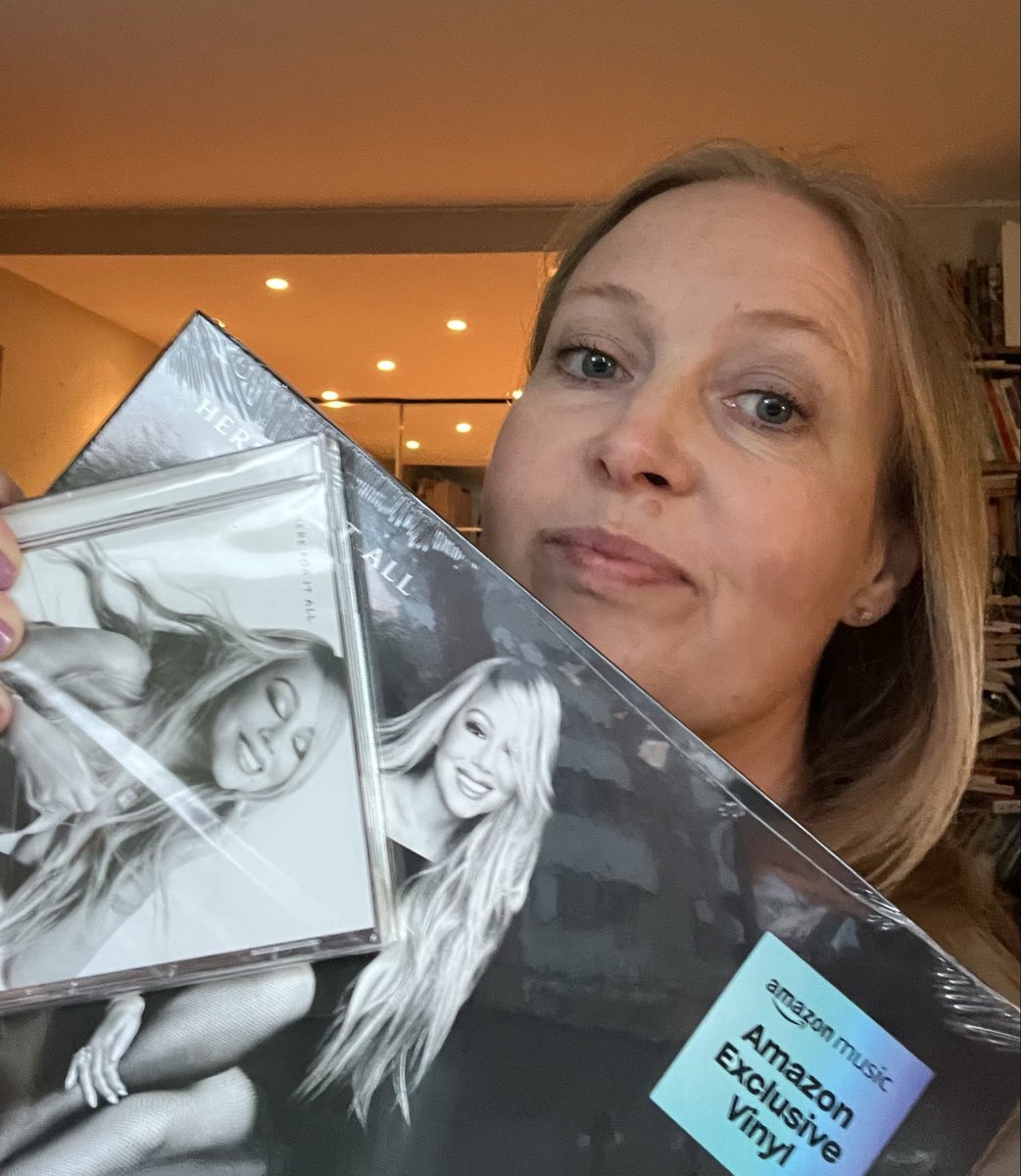 LambilySweden's tweet image. So happy to receive my order from Amazon today! I love #HereForItAll so much from beginning to end! Mariah’s catalogue just keeps getting better and better. Can’t get enough! It’s on repeat! The title track is everything! 💖🩷💖🩷💖🩷💖 #L4L @MariahCarey