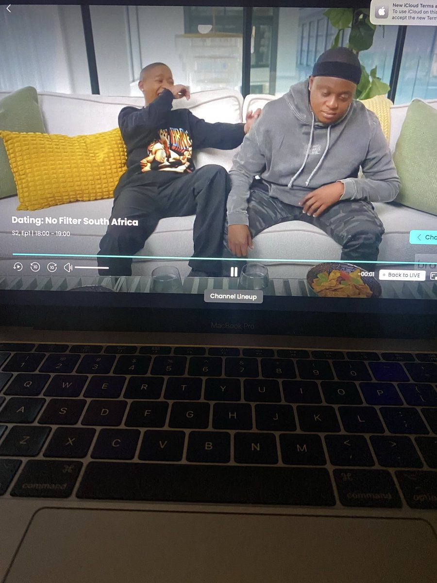 Pairing Zille &amp; Capo together is a mess.😭😭😭😭😭

#DatingNoFilterSA #BravoAfrica