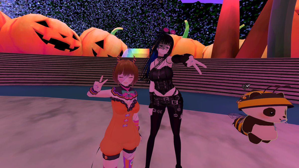 sabinekomomo153's tweet image. 会場のみなさんと📷✨
#clusterdimension #cluster