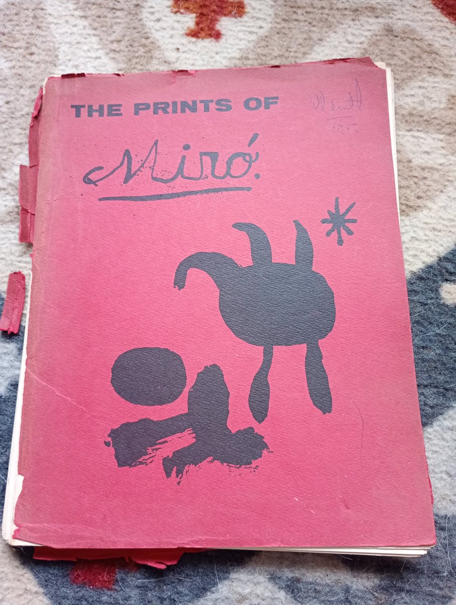 GalateaDelSur's tweet photo. Necesito tasar para vender colección de litografías de Miró... Nosé dónde... 
#obrasdearte
#coleccionistas
#obrasdemiro https://t.co/sbcYXopcGI