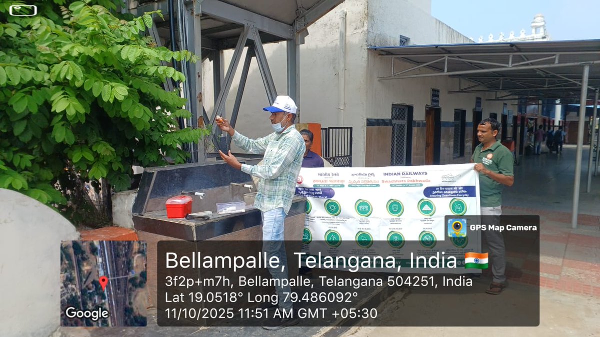 drmsecunderabad's tweet photo. #SwachhtaPakhwada2025, Swachh Neer program drive conducted @Bellampalli station    💧
Focus on ensuring safe and clean drinking water for passengers and all. 
#SwachhBharat #SpecialCampaign5_0 #CleanRailways #SCR @RailMinIndia @drm_scrailway https://t.co/08w5lGMr6o