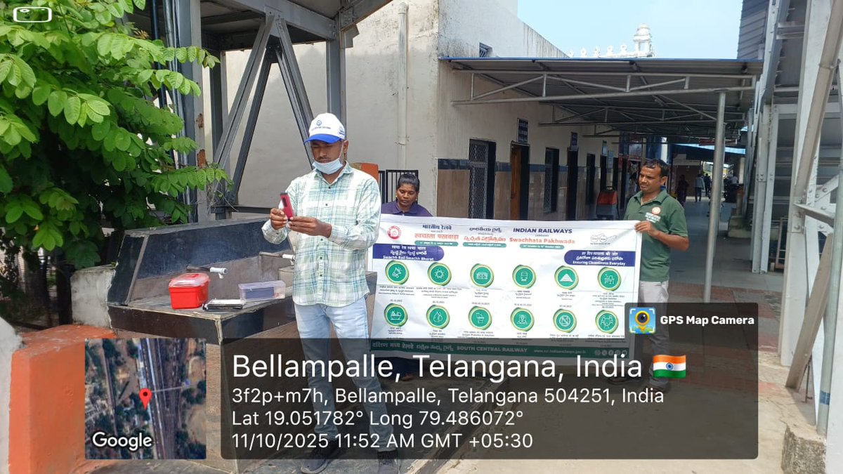 drmsecunderabad's tweet photo. #SwachhtaPakhwada2025, Swachh Neer program drive conducted @Bellampalli station    💧
Focus on ensuring safe and clean drinking water for passengers and all. 
#SwachhBharat #SpecialCampaign5_0 #CleanRailways #SCR @RailMinIndia @drm_scrailway https://t.co/08w5lGMr6o