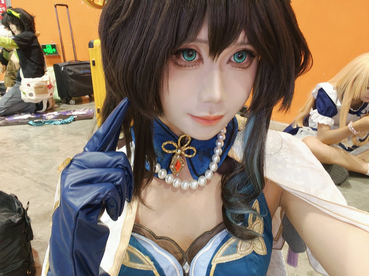 好耶～是cicf第二天的阮梅哦～