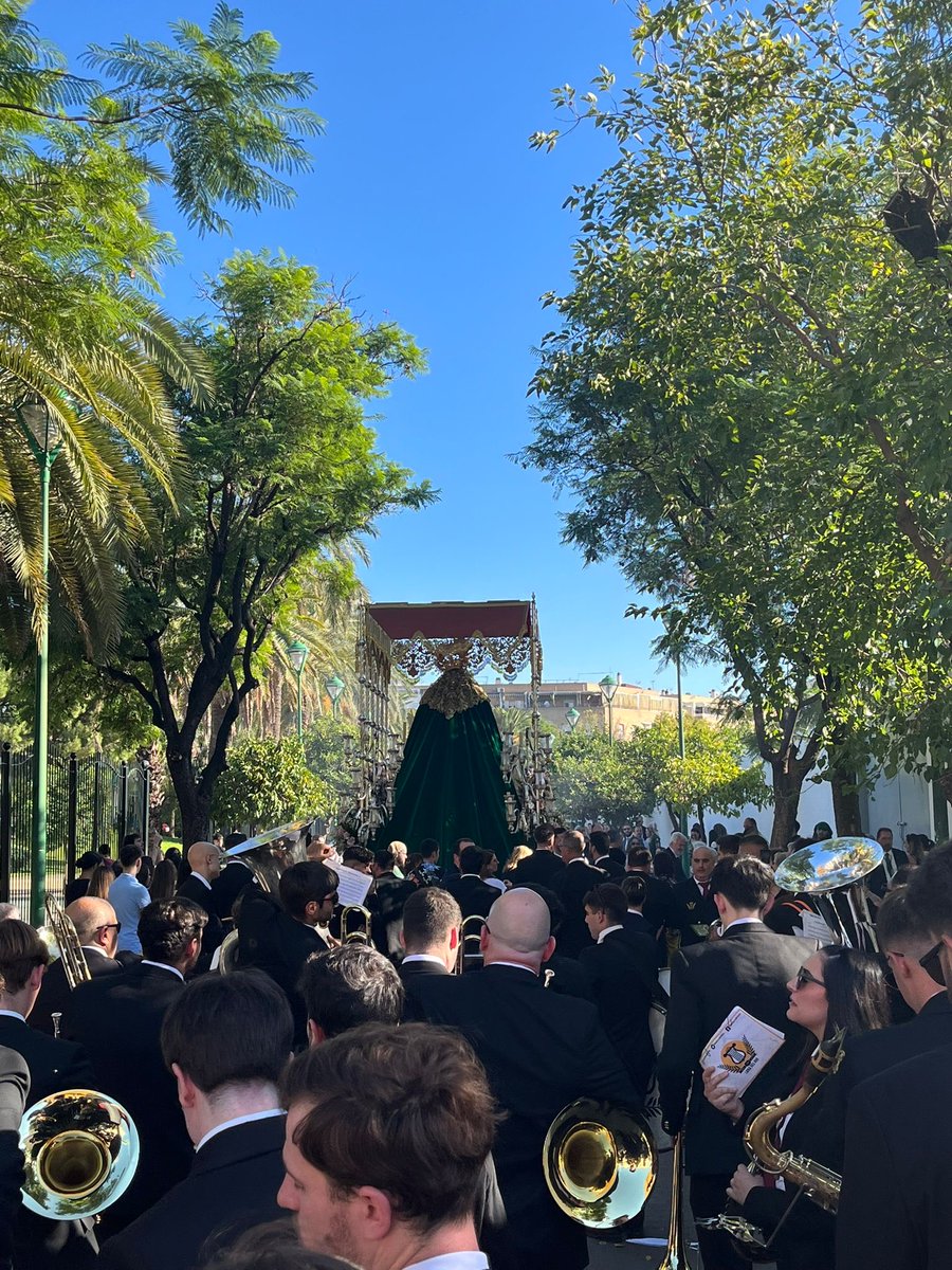 ℹ️ La <a href="/bmmloradelrio/">Banda Municipal de Música de Lora del Río</a> está participando en el acompañamiento musical de los pasos del Vía Crucis Magno de Córdoba, que tiene lugar en la tarde de hoy sábado 11 de octubre.