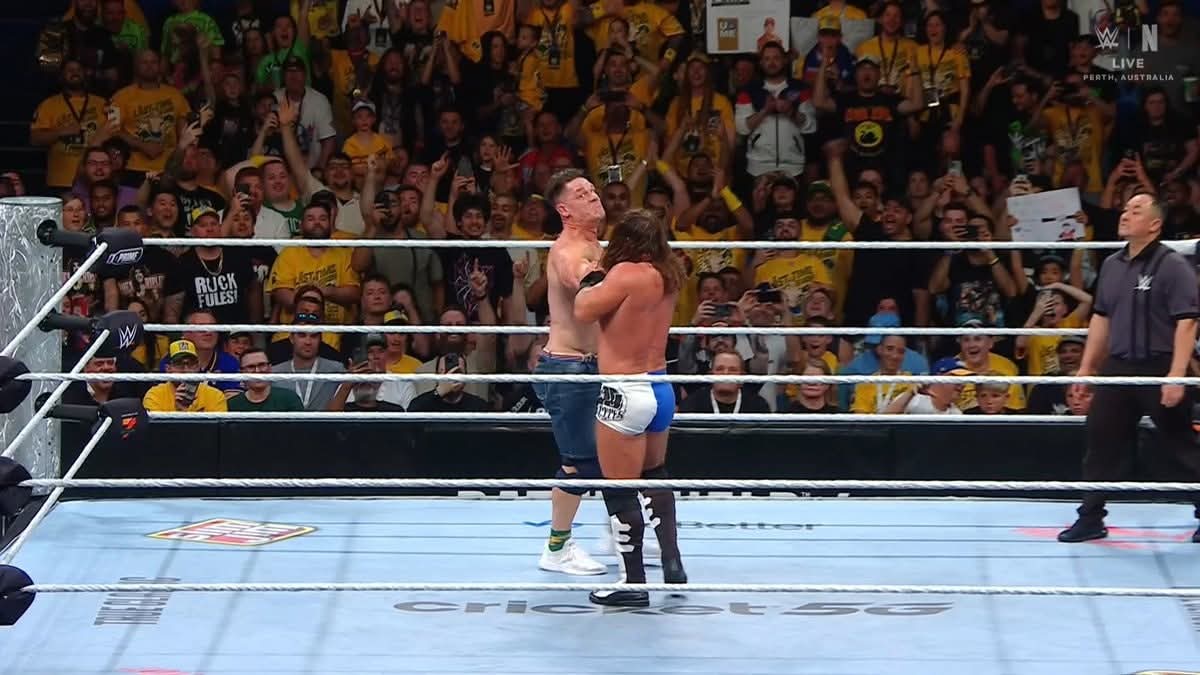 CissarAlomoto's tweet photo. Si lo pensamos mejor, solo la tombstone fue en homenaje a Undertaker. La chokeslam seria para Big Show que era su llave principal y también fue un rival importante de Cena 👊
#WWE #JohnCena #WWECrownJewel @JohnCena 
@PaulWight https://t.co/9xv83FBhRk