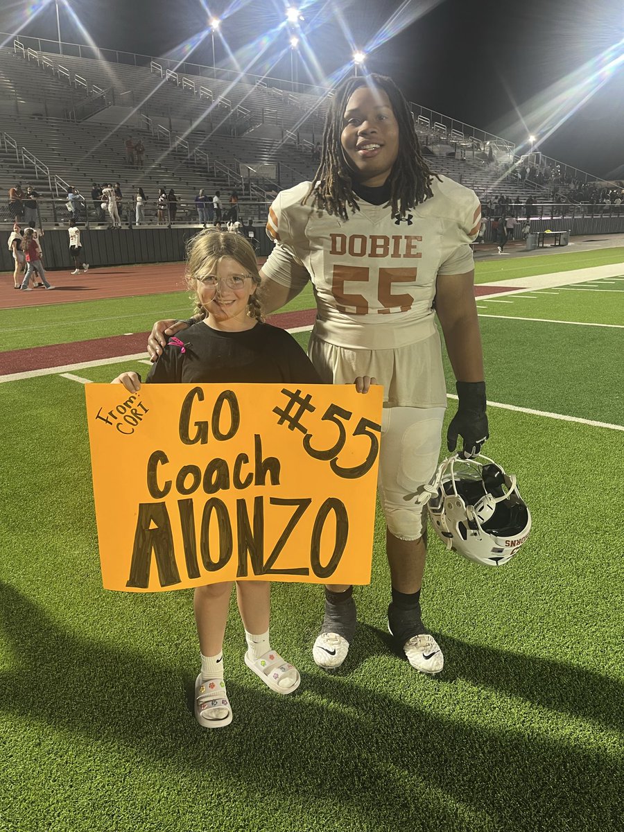 Dobie Longhorn Football tweet media