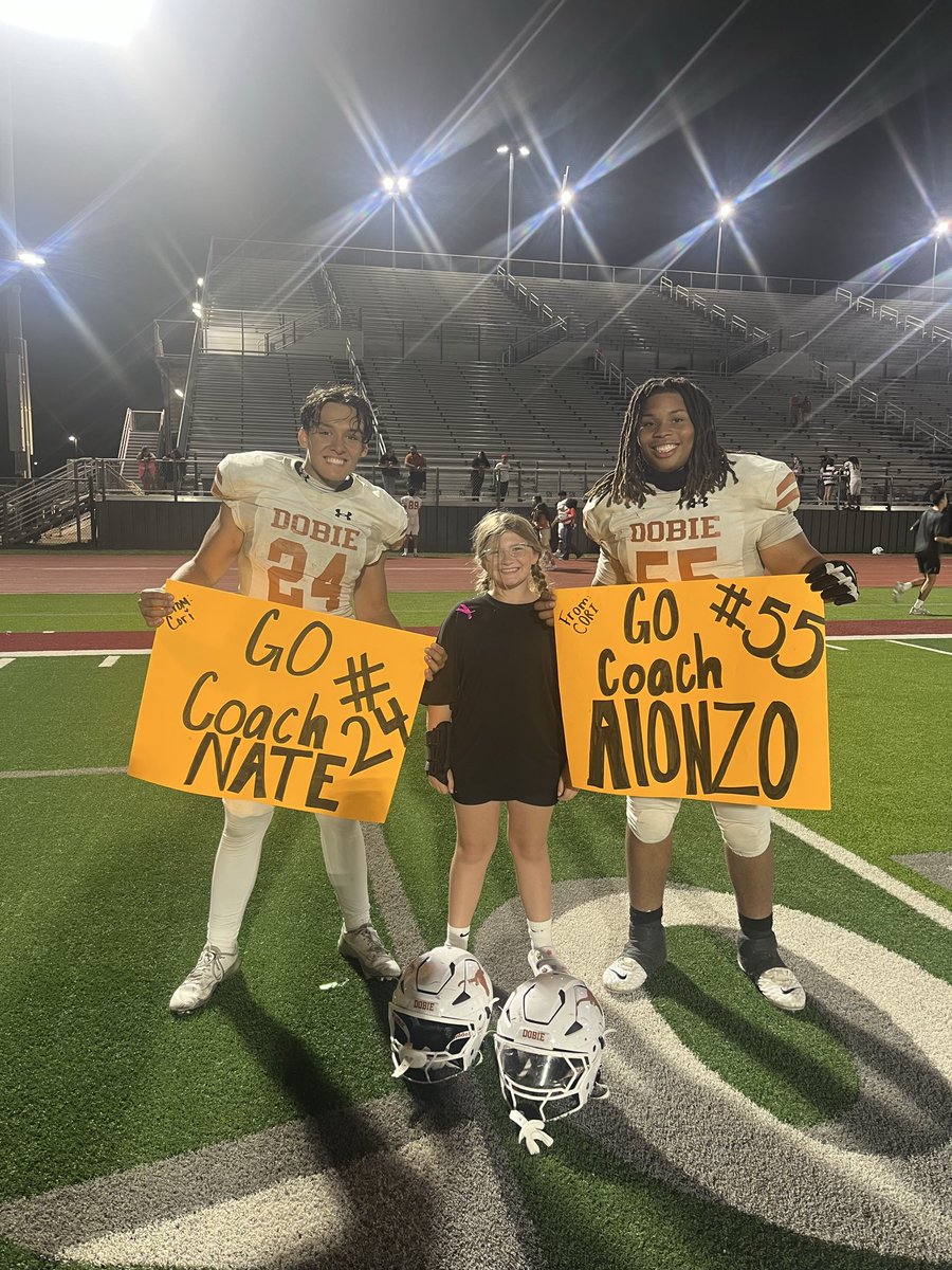 Dobie Longhorn Football tweet media