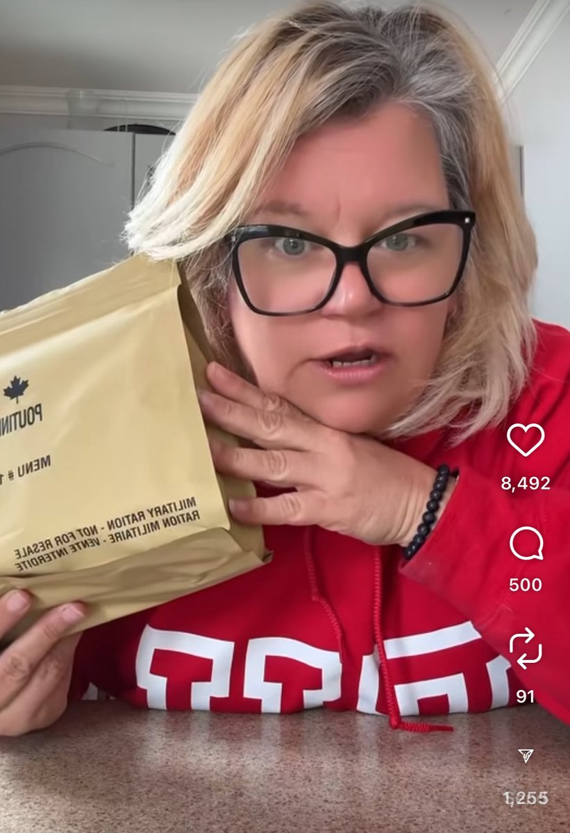 likeyichen's tweet image. scrolled too fast thought this was bb26 angela