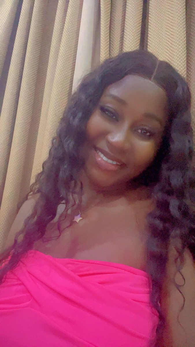 JanetK1011's tweet image. Weekend mode: activated 💃✨
Rest, recharge, and do what makes your soul smile 💕
#WeekendVibes #SaturdayMood