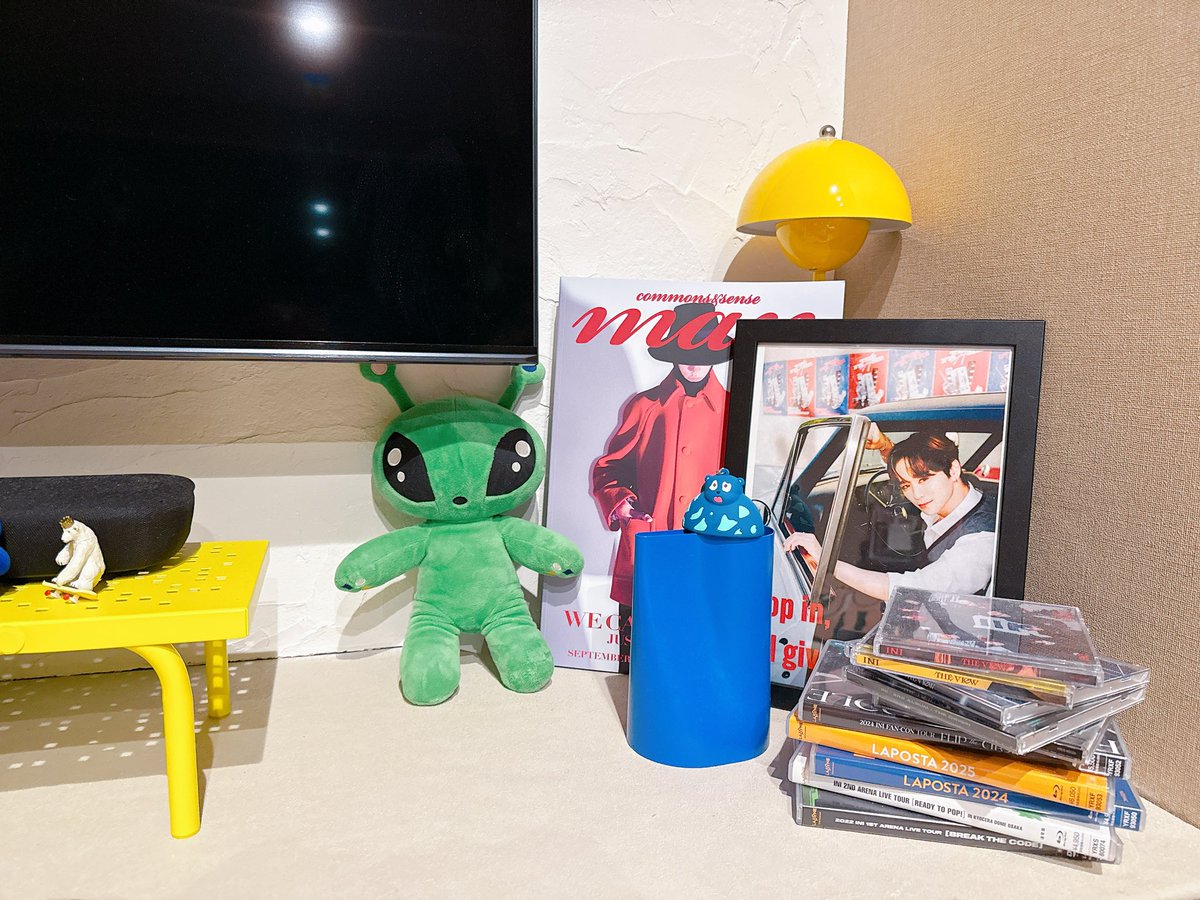 hacca_mini's tweet image. 雄大からもらった香水の背景にcommon&amp;amp;sence manあるじゃん😭💖
威尊のおうちにもテーブルの下のところに大切に置かれてそう🥺
我が家も大切に毎日見れる場所に...💓
宇宙人は息子に買わされたやつがたまたまFOLDER ROOMとおろそいだった👽
#威尊の伝書鳩