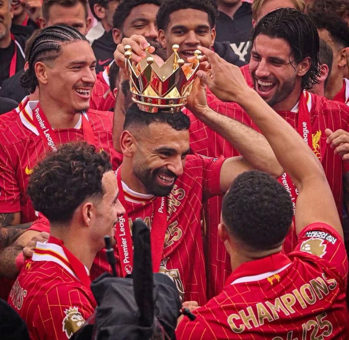 Hazard at 34 🆚️ Salah at 33

Levels.