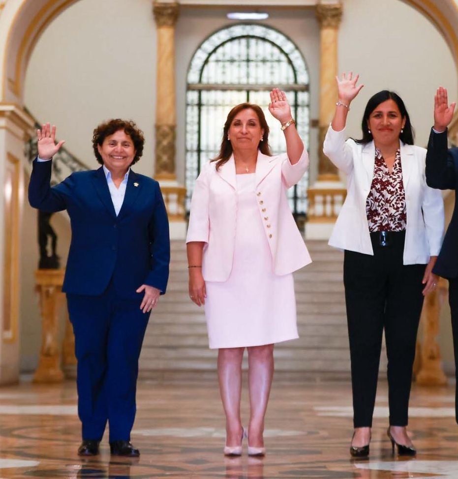 Vanya Thais tweet media