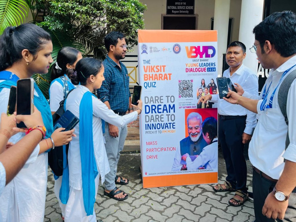 nss_rdguwahati's tweet image. Today, 290 NSS volunteers and students of Nagaon University , Assam, enthusiastically participated in the VBYLD Quiz, showcasing their knowledge and commitment towards building a #ViksitBharat. @_NSSIndia @YASMinistry @mansukhmandviya @MYBharatHQ @khadseraksha