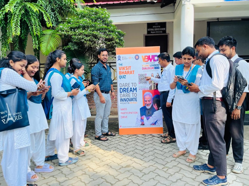 nss_rdguwahati's tweet image. Today, 290 NSS volunteers and students of Nagaon University , Assam, enthusiastically participated in the VBYLD Quiz, showcasing their knowledge and commitment towards building a #ViksitBharat. @_NSSIndia @YASMinistry @mansukhmandviya @MYBharatHQ @khadseraksha