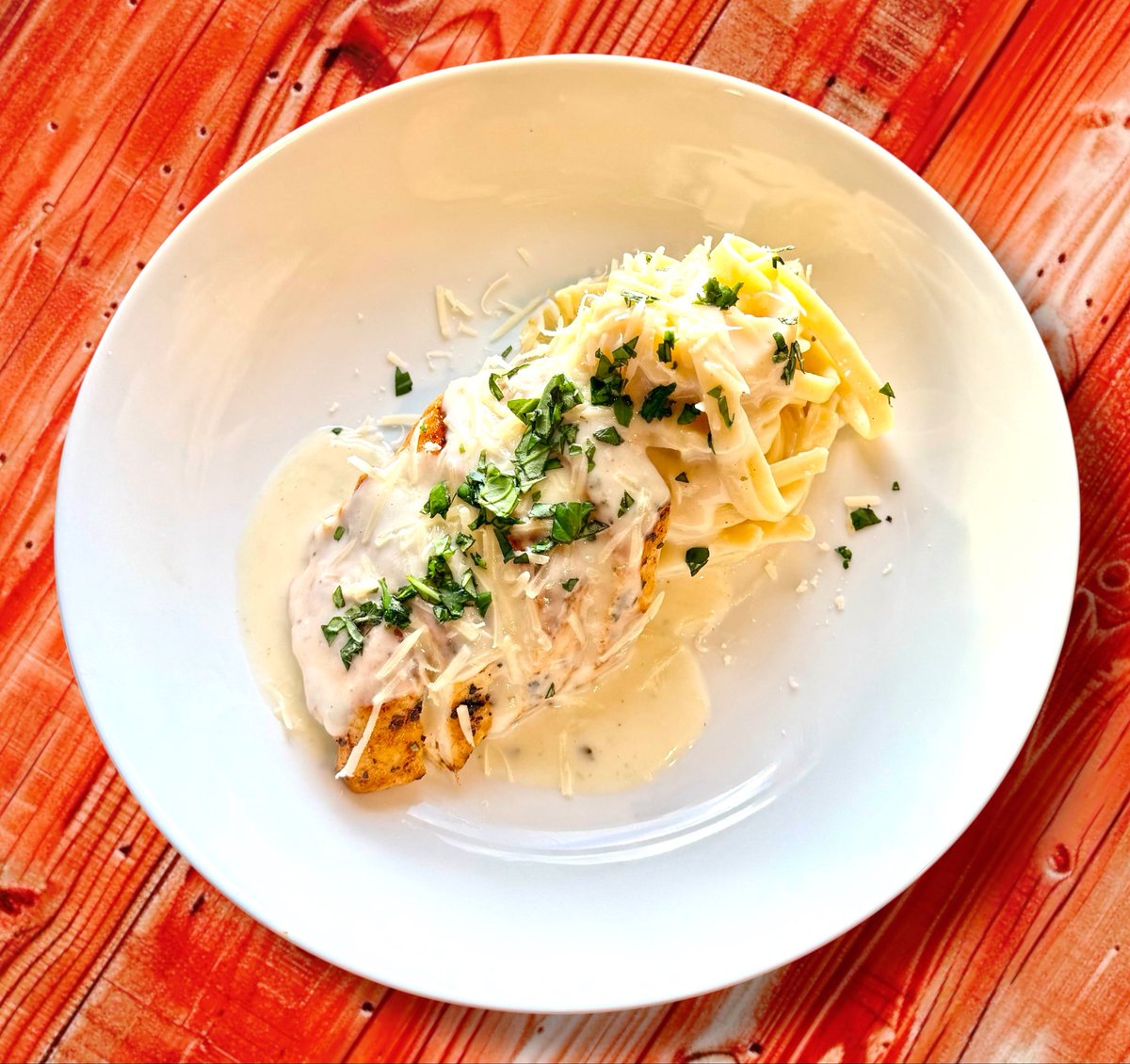 ChefFattyMac's tweet image. Cauliflower Chicken Fettuccine (Dinner Plating)
