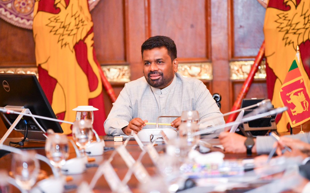 anuradisanayake's tweet image. Met with a delegation of U.S. business leaders today at the Presidential Secretariat. Excited to showcase Sri Lanka&apos;s robust investment opportunities and the government&apos;s commitment to fostering a secure and transparent environment for foreign investments.
