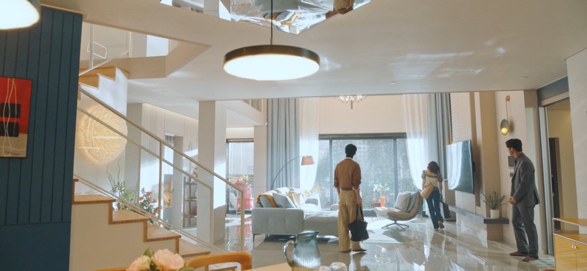 leedoohyuns's tweet image. i would too scam a whole corporation for this sweet ass house like who are we kidding here 
#wouldyoumarryme #wouldyoumarrymeep2