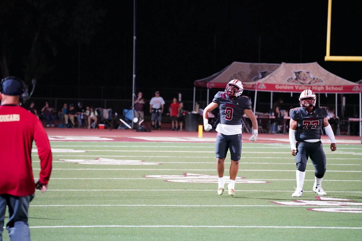 MercedUHSD's tweet photo. Golden Valley High defense comes up big in the fourth quarter to seal 20-19 victory.

Read More: https://t.co/4qR3wzqrxP

#gvhs #cougarpride #merced #atwater #ahs #bchs #fridaynightlights https://t.co/zP5z6DER6S