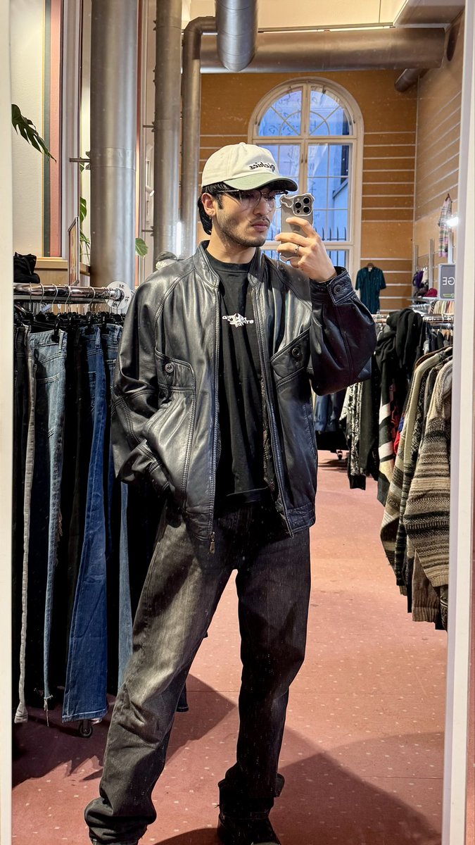 darrkeaaage's tweet photo. trying to make a comeback https://t.co/5LSDXSPBPB
