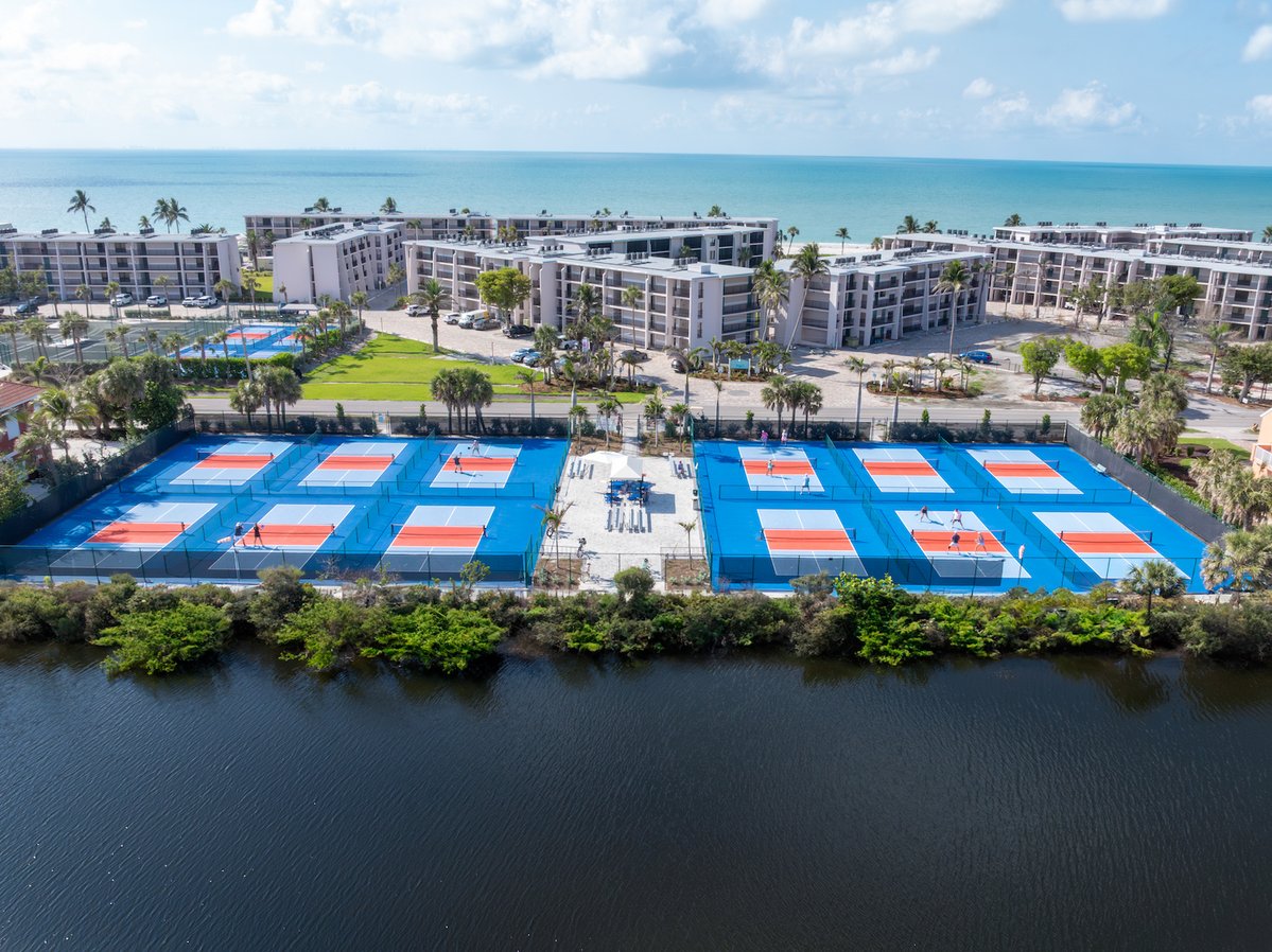SundialResort's tweet image. Our first Pickleball Camp of the year is just a month away and we still have a few openings! Join us for 4-days, 3-nights of fun, filled with drills, strategy sessions, and games, plus a tournament! 
View the full schedule and book today:  sundialresort.com/stay/specials/