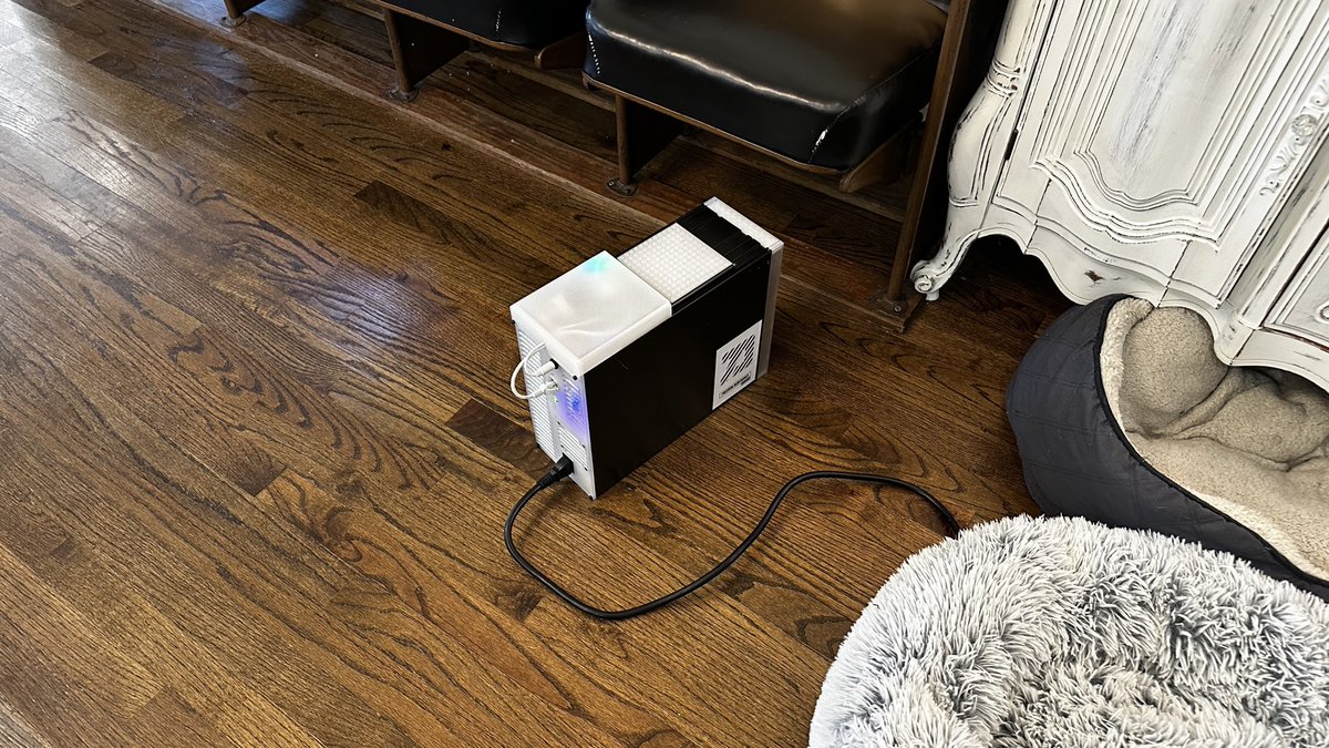 SatStackingPleb's tweet image. Slim19 | space heater