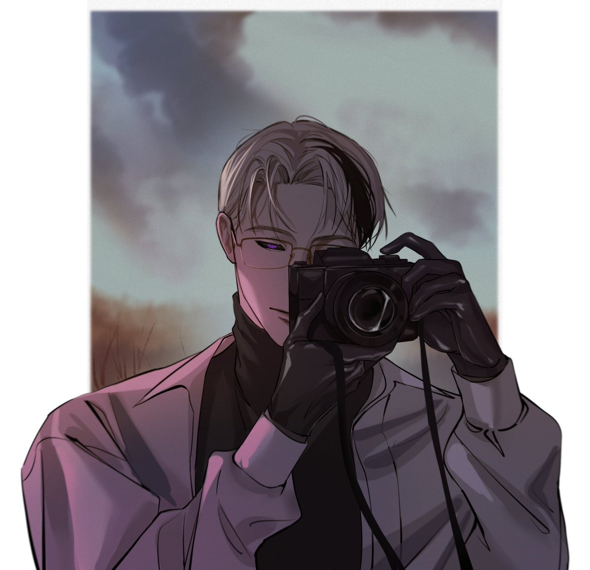 ห่างออกไป

เขาไม่ได้ปรากฏตัวหน้ากล้อง
แต่เป็นฝ่ายบันทึกภาพของคุณ

ได้ภาพมุมเผลอก็น่าสนใจดี
ว่าไหม?