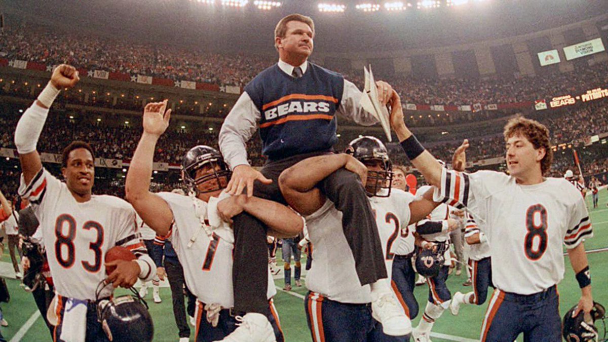 🏆 9 Championships (8 pre–Super Bowl + 1 Super Bowl)