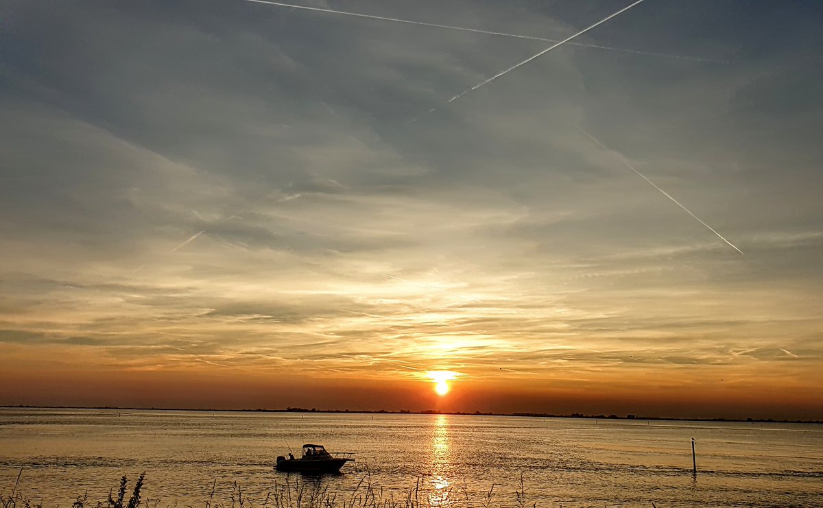 step2018step2's tweet image. Tramonto - Porto Tolle (Ro) - Live
