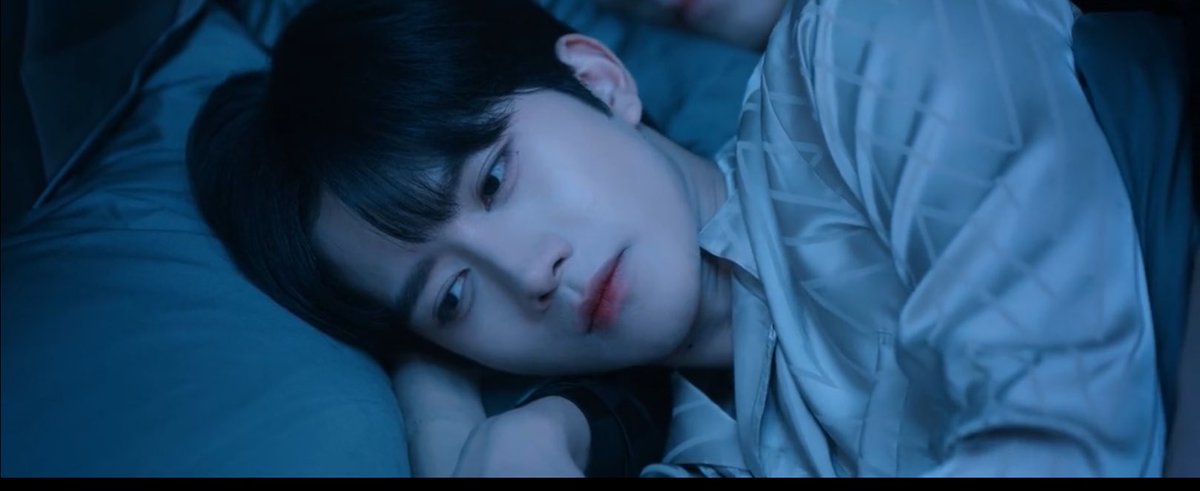 lavsrubys's tweet photo. okay but can we talk about the way huayong was on alert before the phone even ringed 😭as expected from our enigma 🥹

ABO FINAL EP
#DesireTheSeriesEP16
#DesireTheSeriesFinalep https://t.co/7DAfGho7xS