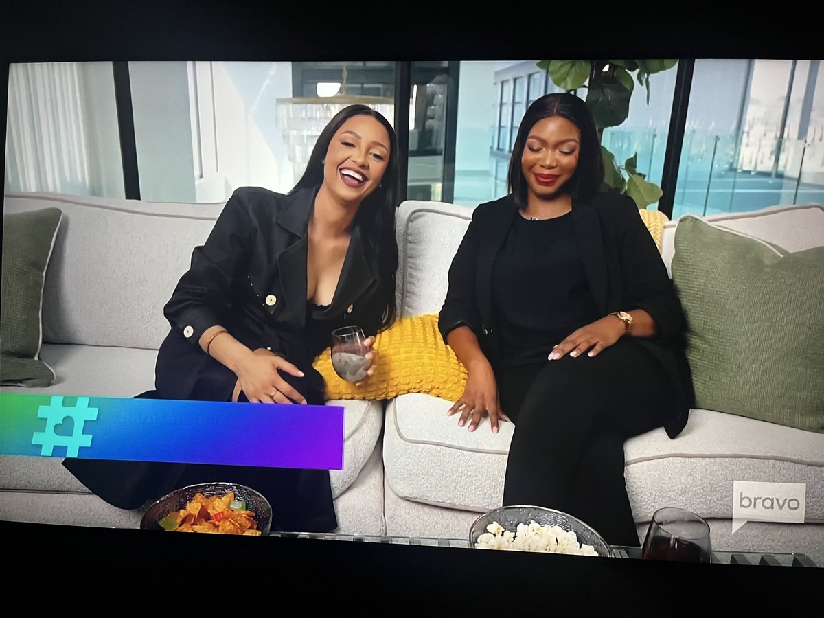 This horse back riding date is so epic I wanna gonna do this it’s gonna be fun #DatingNoFilterSA #BravoAfrica