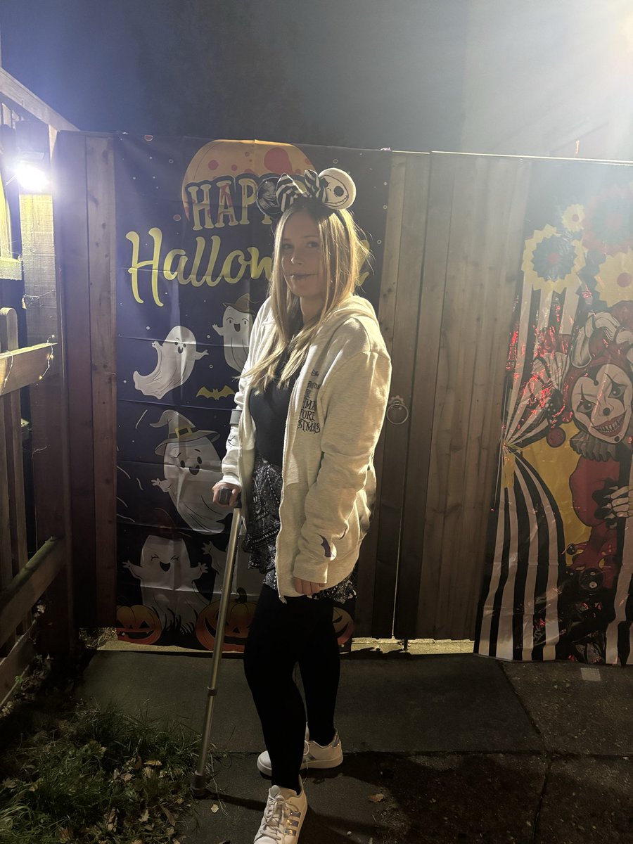 Vicki Harris tweet media