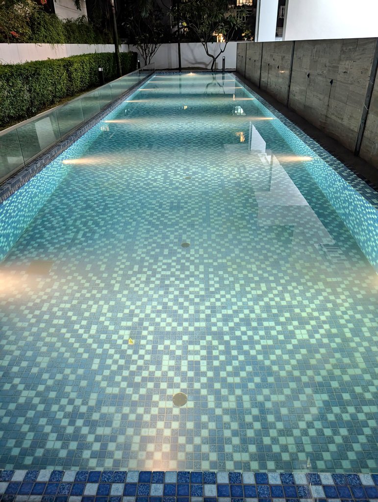 CryptoUsopp's tweet image. CT is rough and depressing to be in today

trying my best to spread some positivity and laughs on my account if you noticed. 

decided to spend the evening with a swim, then movie night with fried chicken.

life is fooking beautiful, guys. always rmb that.
